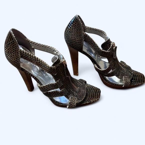 Brown Snakeskin High Heels by Jessica Simpson! - Picture 2 of 7